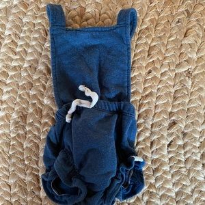 Lulu and Roo (Little Road Co) midnight ruffle shortie romper 6-12month